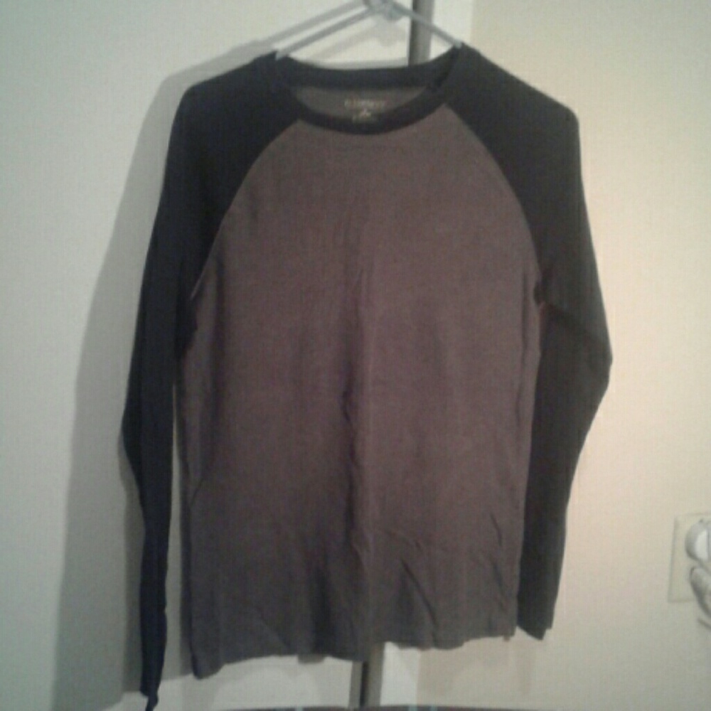 No boundaries long sleeve tee